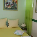 Summer Lounge Апартаменты *